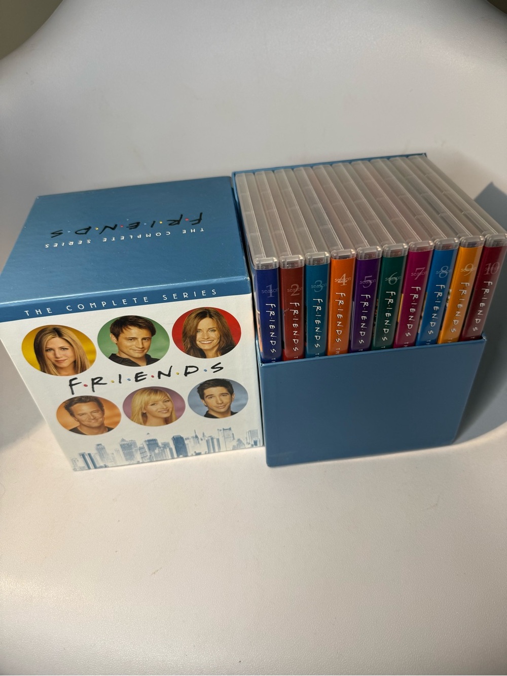 Friends: The Complete Series Box Set - Blue Collector Storage